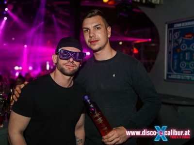 WIM03873
