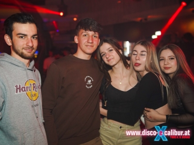 WIM03883